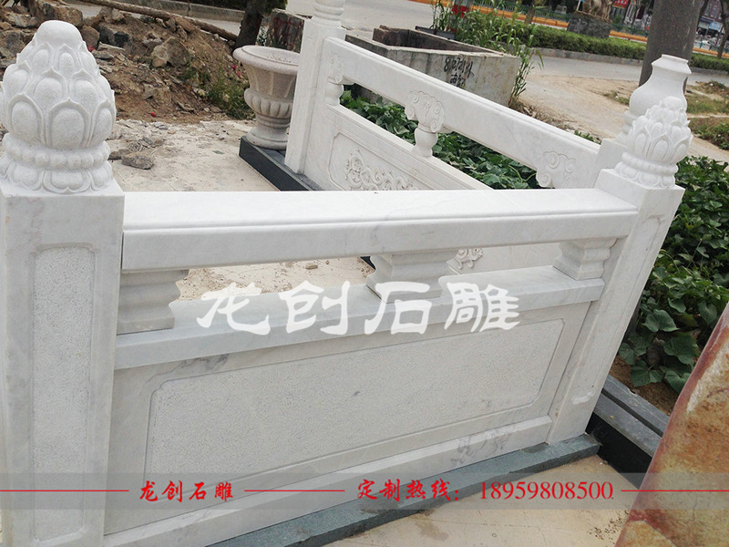 漢白玉石雕欄桿價(jià)格 漢白玉石雕欄桿廠家